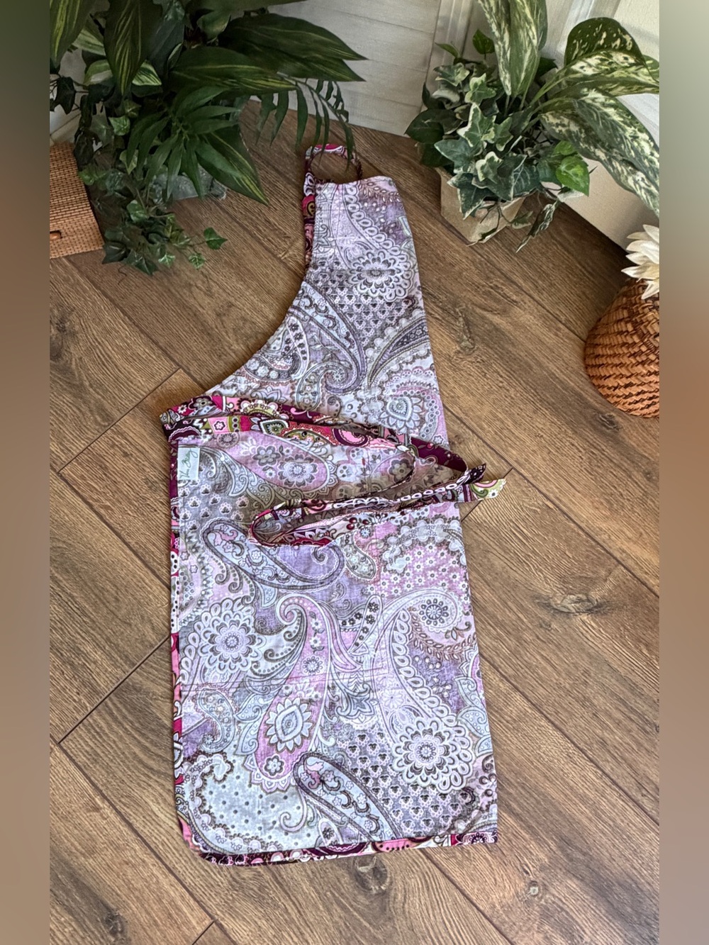 Vera Bradley Very Berry Paisley Apron Rare & Retired Pattern – Birthday Gift - Picture 4 of 9